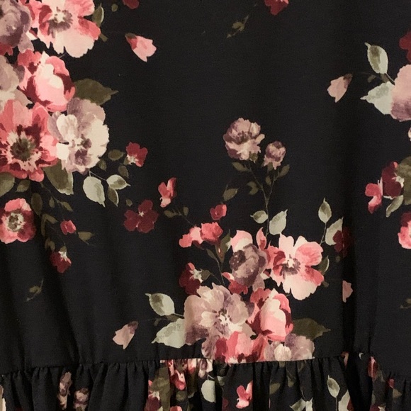 Floral Top by LES AMIS size Small - Picture 4 of 13